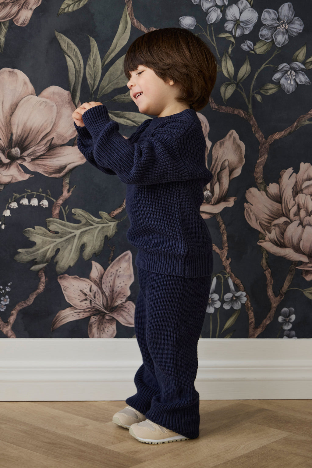 Pantalon Classique Bleu Marine en Coton Premium avec Taille Élastiquée et Détail à Nouer