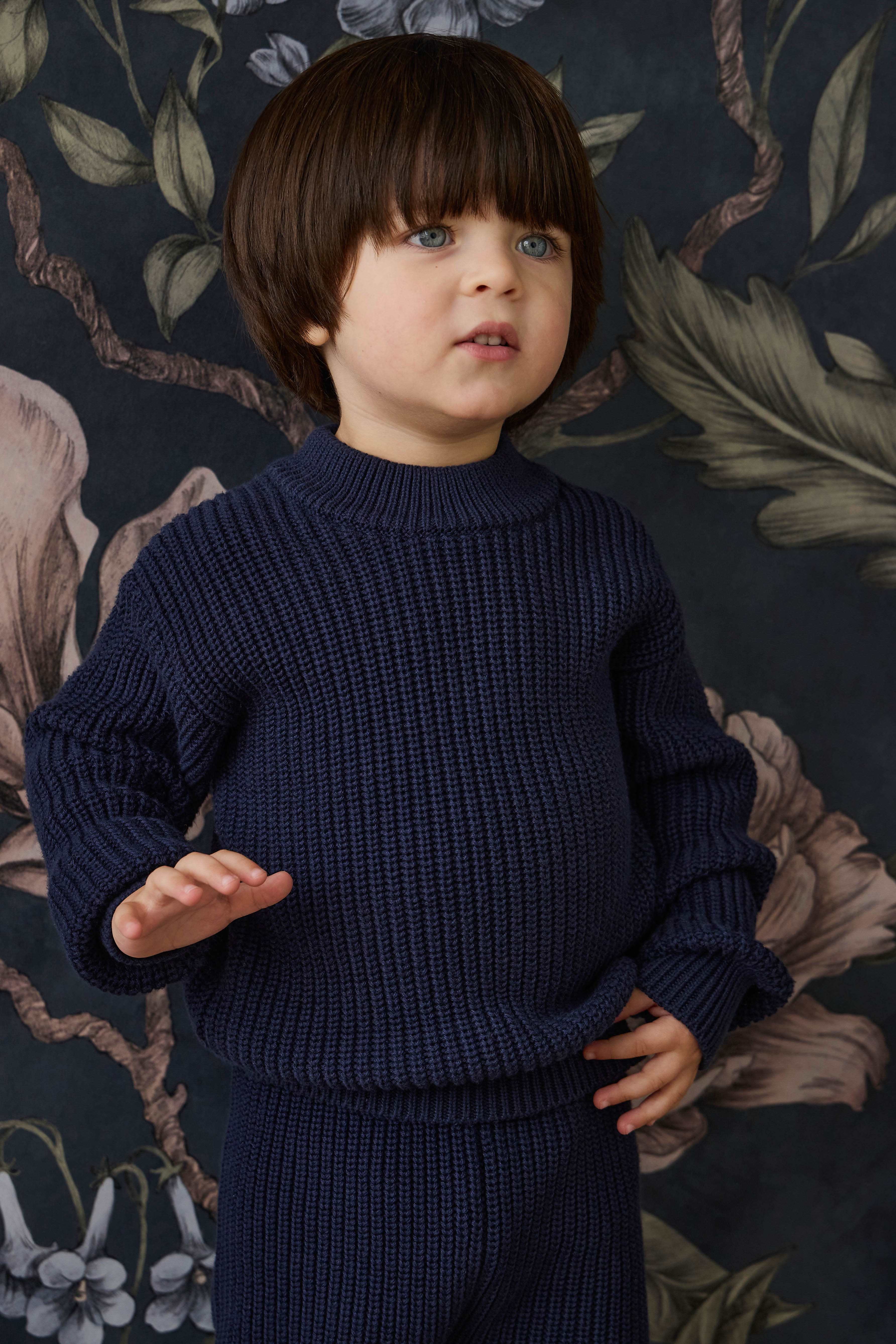 Pull en coton de qualité supérieure, rose classique et rêveur, avec col rond et poignets côtelés