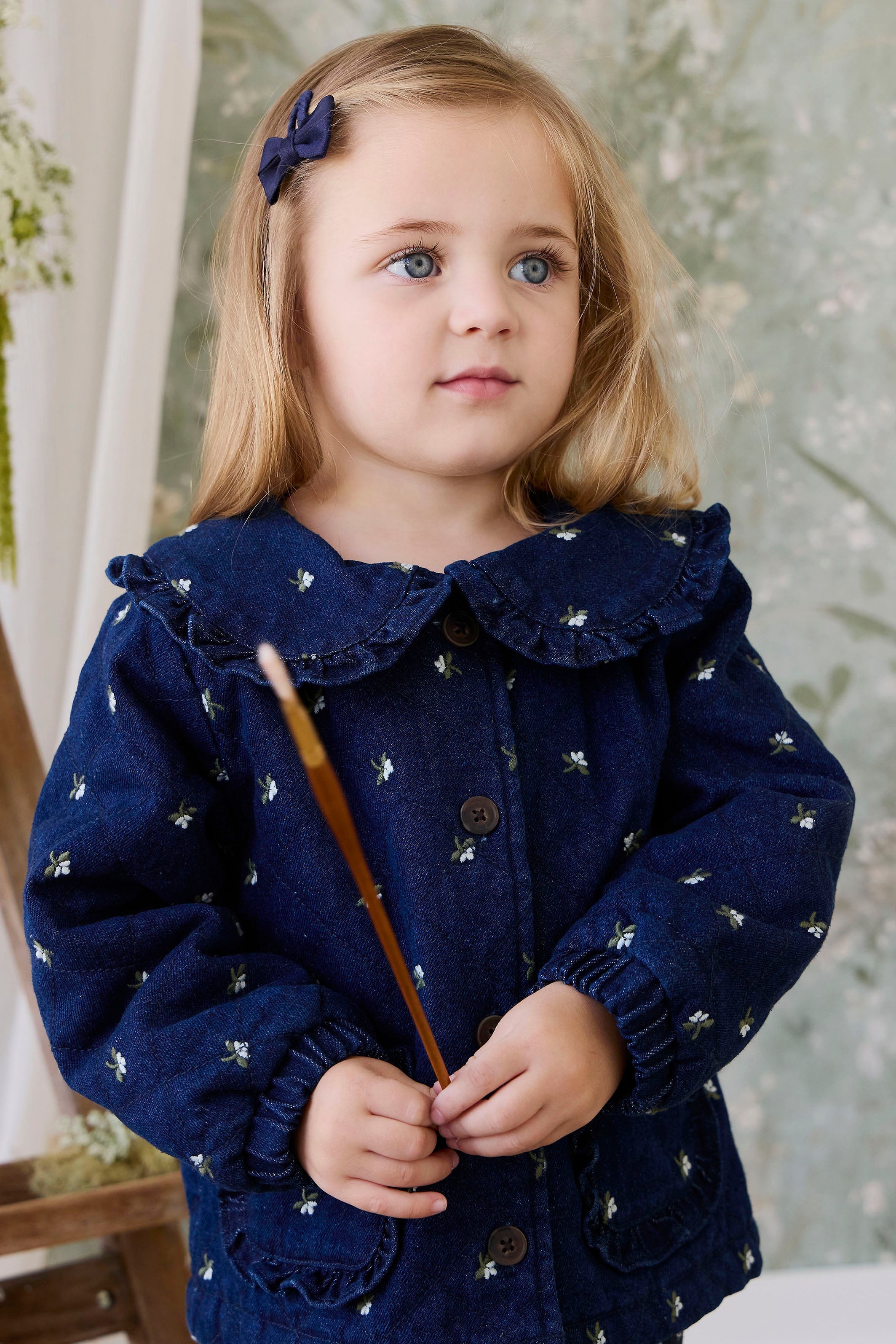 Veste matelassée en coton fleuri vintage avec col volanté et garnissage recyclé