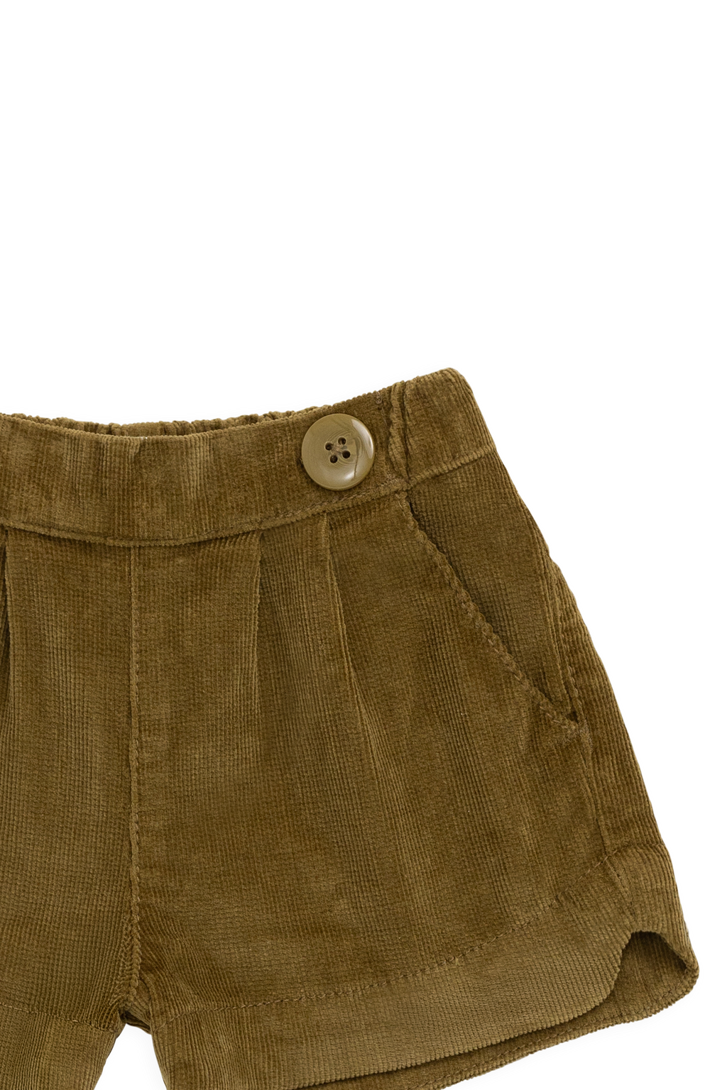 Short classique en coton-élasthanne de teinte chaude, avec poches avant et taille boutonnée