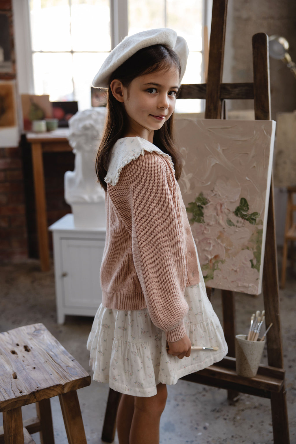 Cardigan classique en coton Rose Mist avec col en V et fermeture boutonnée en noix de coco