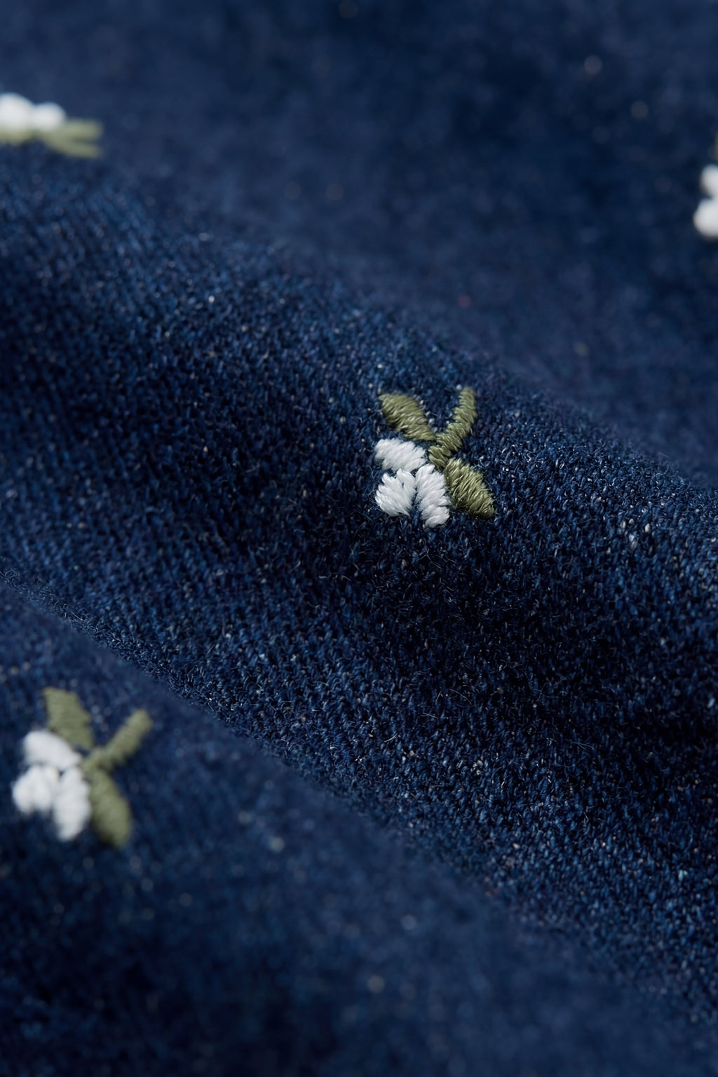 Veste matelassée en coton fleuri vintage avec col volanté et garnissage recyclé