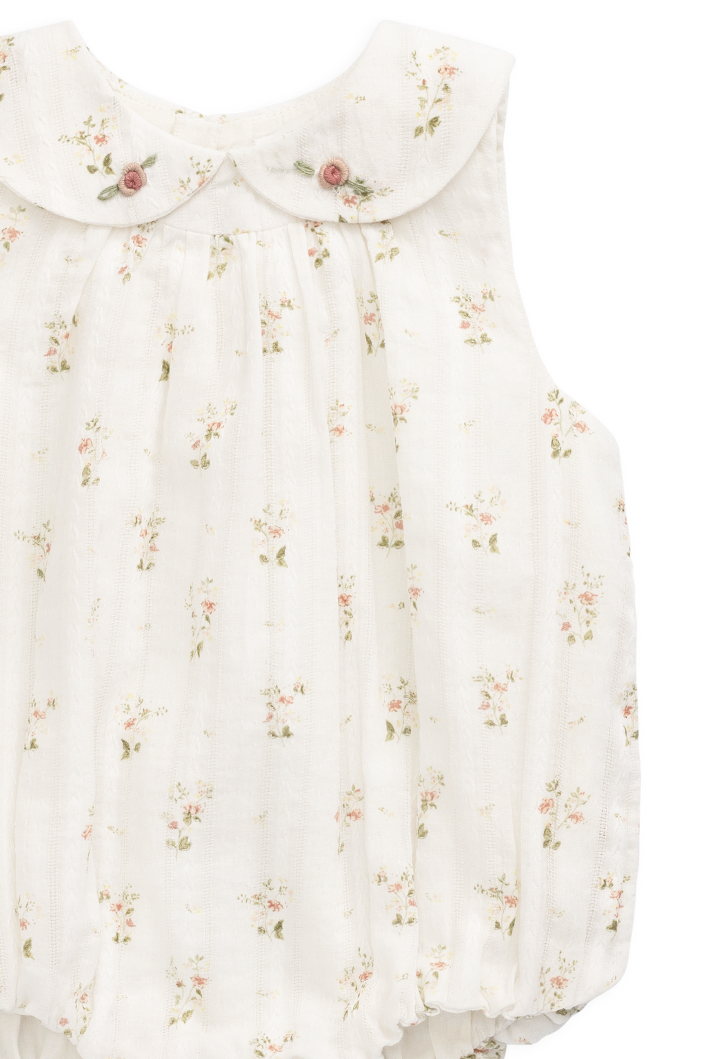 Barboteuse vintage en coton bio blanc à imprimé floral, col Claudine et jambes élastiquées